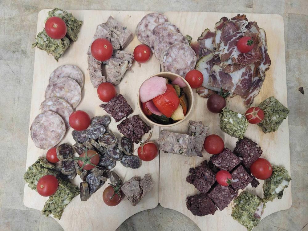 Planche-charcuterie-decoupe